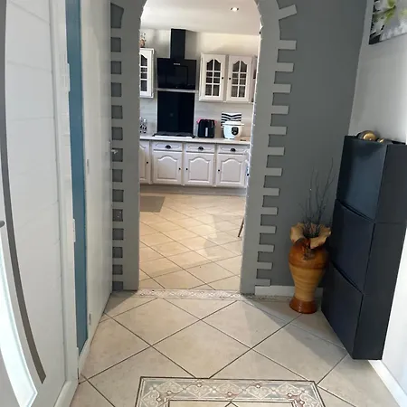 Maison De Saint-Ciers-sur-Gironde